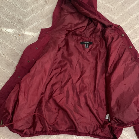 red jacket - Picture 3 of 5